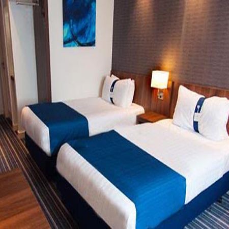 Holiday Inn Express Liverpool Hoylake, An Ihg Hotel Kültér fotó